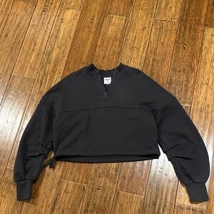 Gymshark Black Cropped Pullovers